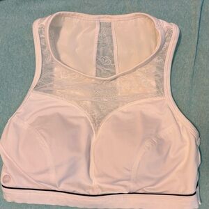 SPORT BY CACIQUE LADIES LOW IMPACT NO-WIRE IVORY SPORTS BRA (SIZE: 14)